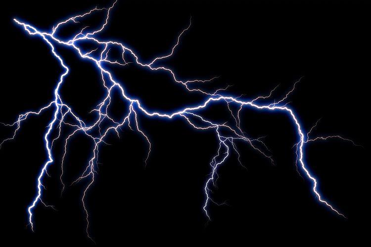 Massive lightning bolt with branches isolated on black background. Branched lightning bolt. Electric bolt. (Getty Images/iStockphoto)